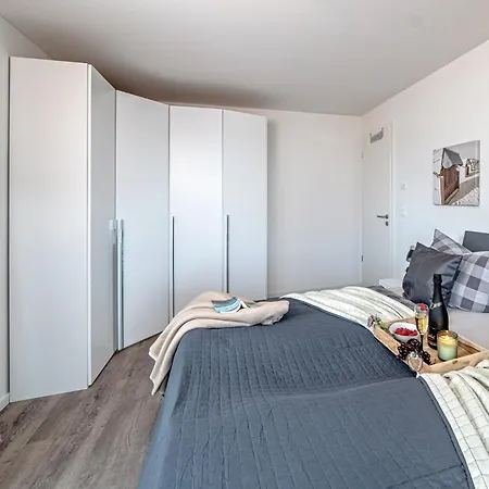 Schleivilla Lootsen Hus By Seeblick Ferien Oro, 3etagen,8pers,sauna,kamin Holiday home Olpenitz